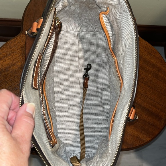 Dooney & Bourke Satchel Smooth leather Black/ brown dome top excellent cond. - Picture 11 of 17